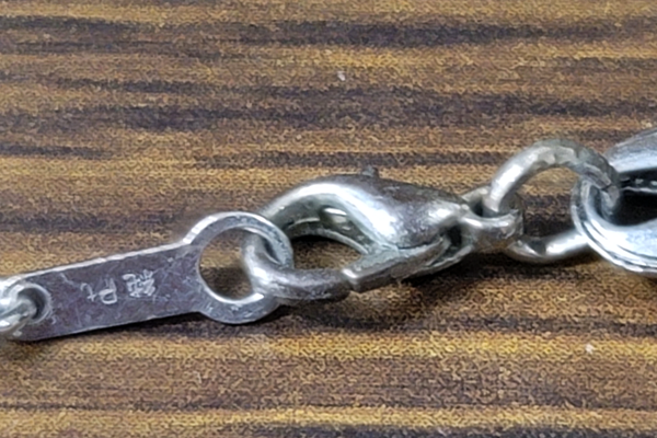 プラチナネックレス　パーツ紛失　復刻再生