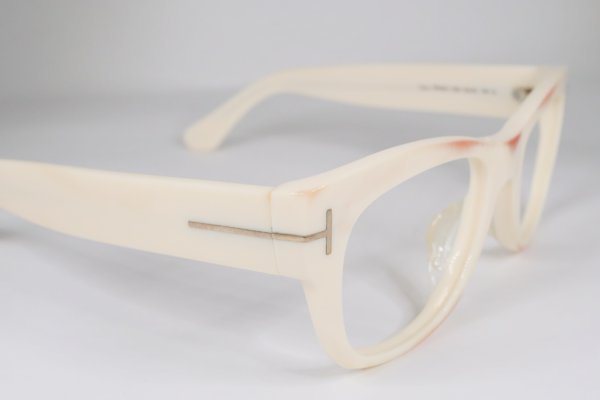 TOM FORD　色移り落とし　修復再生