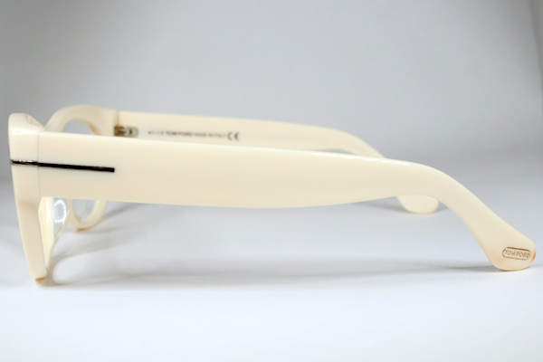 TOM FORD　色移り落とし　修復再生