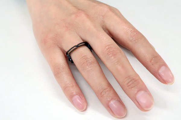 トニーセイム　グラスリメイク　リング