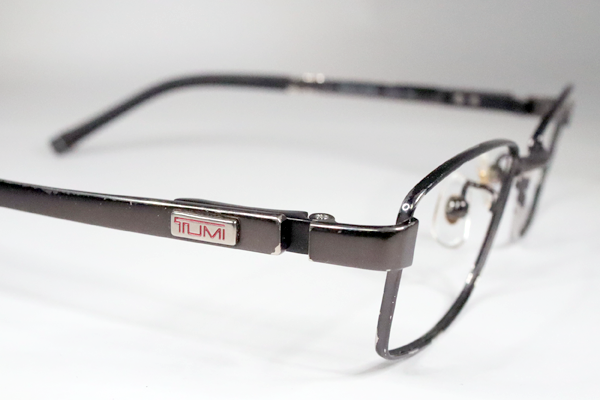 TUMI　樹脂丁番折れ　復刻再生