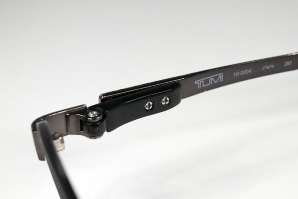 TUMI　樹脂丁番折れ　復刻再生