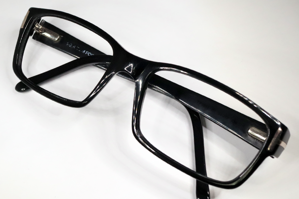 TOM FORD　全体破損　保存加工 修復再生