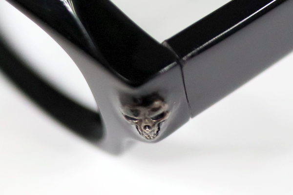 実はエイリアンだった！