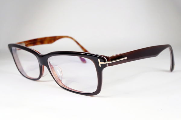 トム・フォード　全体研磨　ゴールド再生　レンズ新規