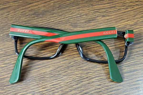 GUCCI　右テンプル折れ　修復再生