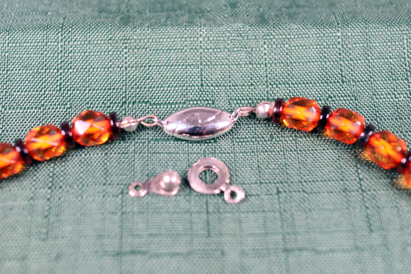 琥珀ネックレス　クラスプ交換