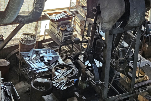 ナイフヴィレッジ