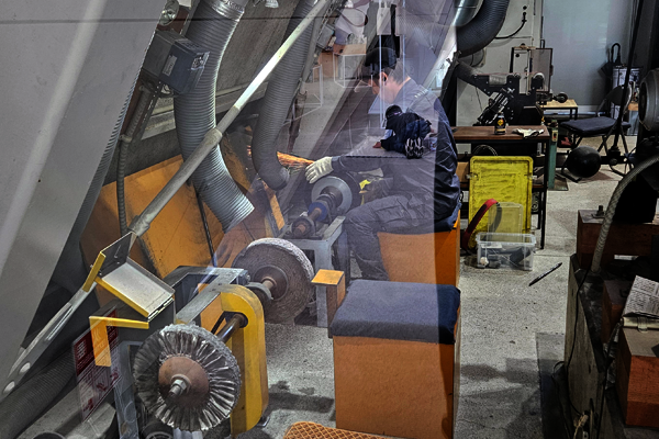 ナイフヴィレッジ