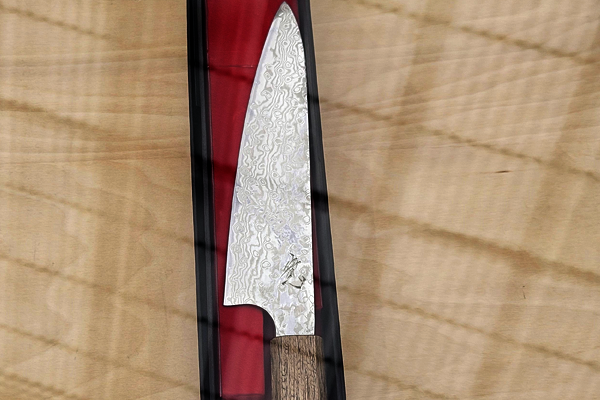 ナイフヴィレッジ