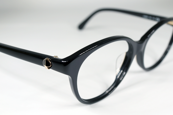 ケイトスペードニューヨーク　右ヨロイ折れ　修復再生