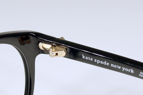 ケイトスペードニューヨーク　右ヨロイ折れ　修復再生