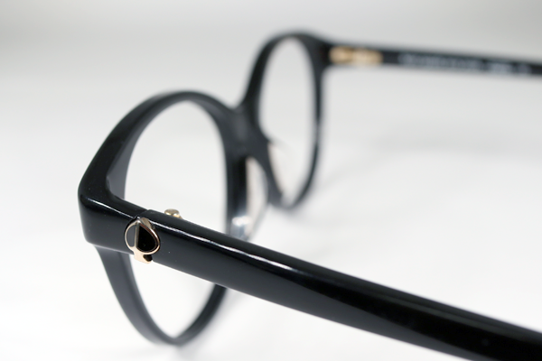 ケイトスペードニューヨーク　右ヨロイ折れ　修復再生