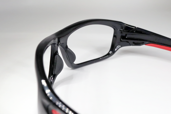 OAKLEY　樹脂フレーム ブリッジ折れ　修復再生