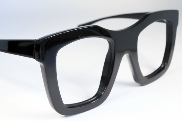 つや消しフレームをツヤありに