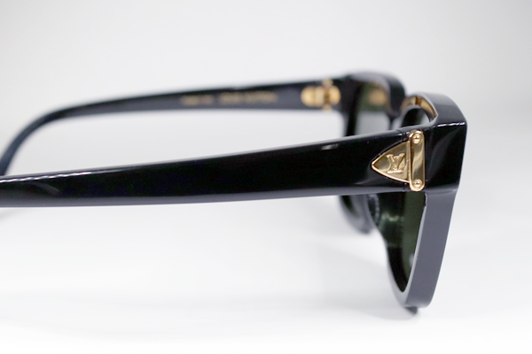 ルイ・ヴィトン　右ヨロイ折れ　修復再生