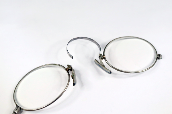 ヴィンテージ フィンチ　メタルブリッジ　復刻再生　