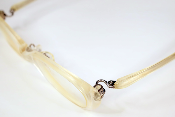 フォーナインズ　黄変除去　修復再生