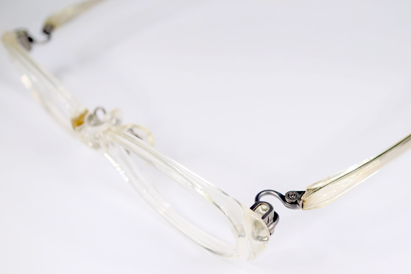 フォーナインズ　黄変除去　修復再生