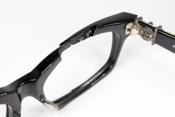 クロムハーツ　右リム上下割れ　欠損　修復再生