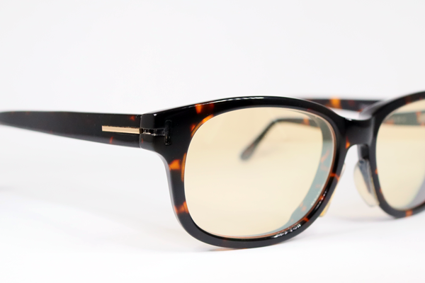 TOM FORD　右ヨロイ飾り　復刻再生