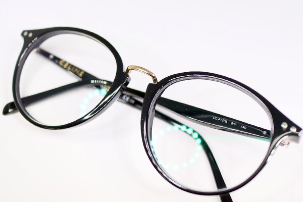 CELINE　左リム切れ　接着剤除去　修復再生