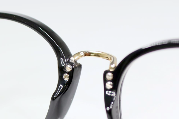 CELINE　左リム切れ　接着剤除去　修復再生