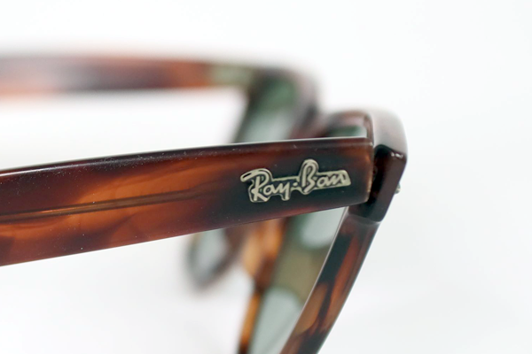 Ray-Ban  ウェイファーラー2　右テンプル丁番カシメ直し　修復再生